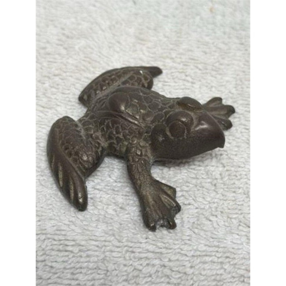 Antique Bronze Antique Battered Brass Gold Toad Tea Pet Gift